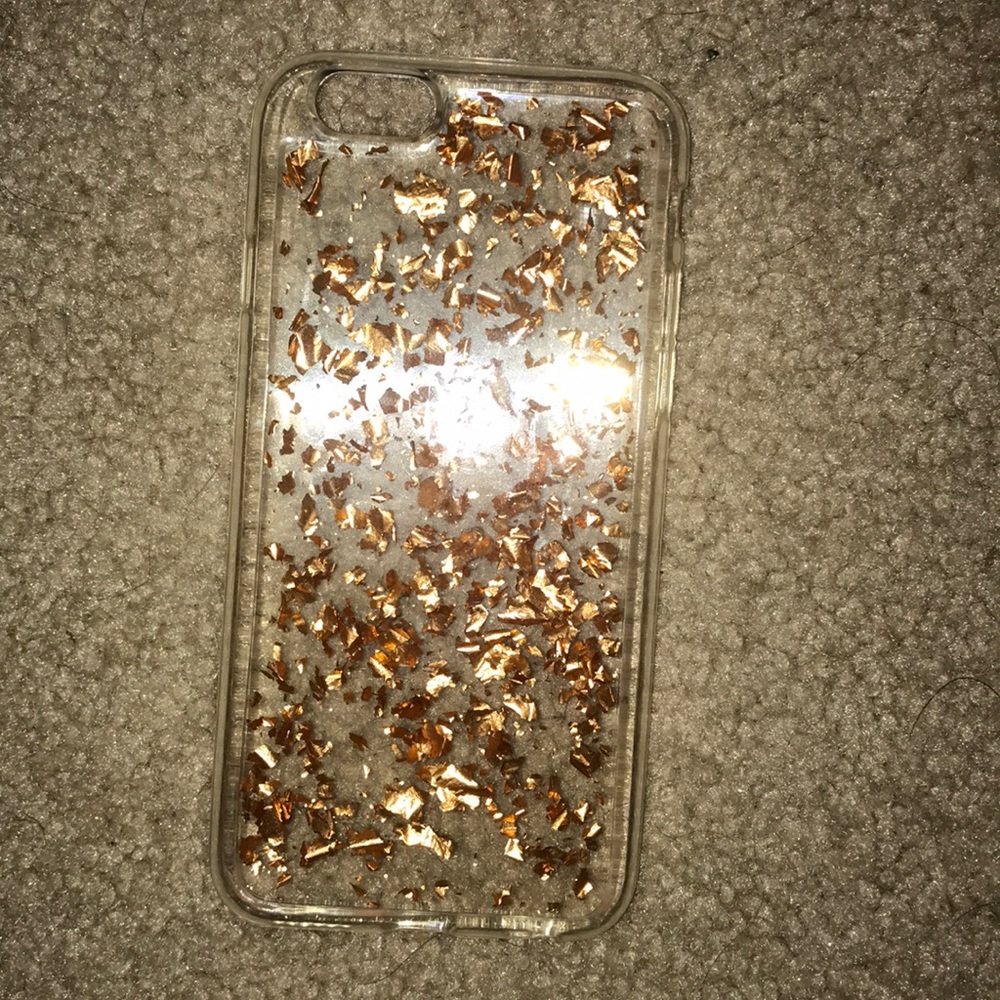 Gold flake 6/6s case PRICE NEGOTIABLE